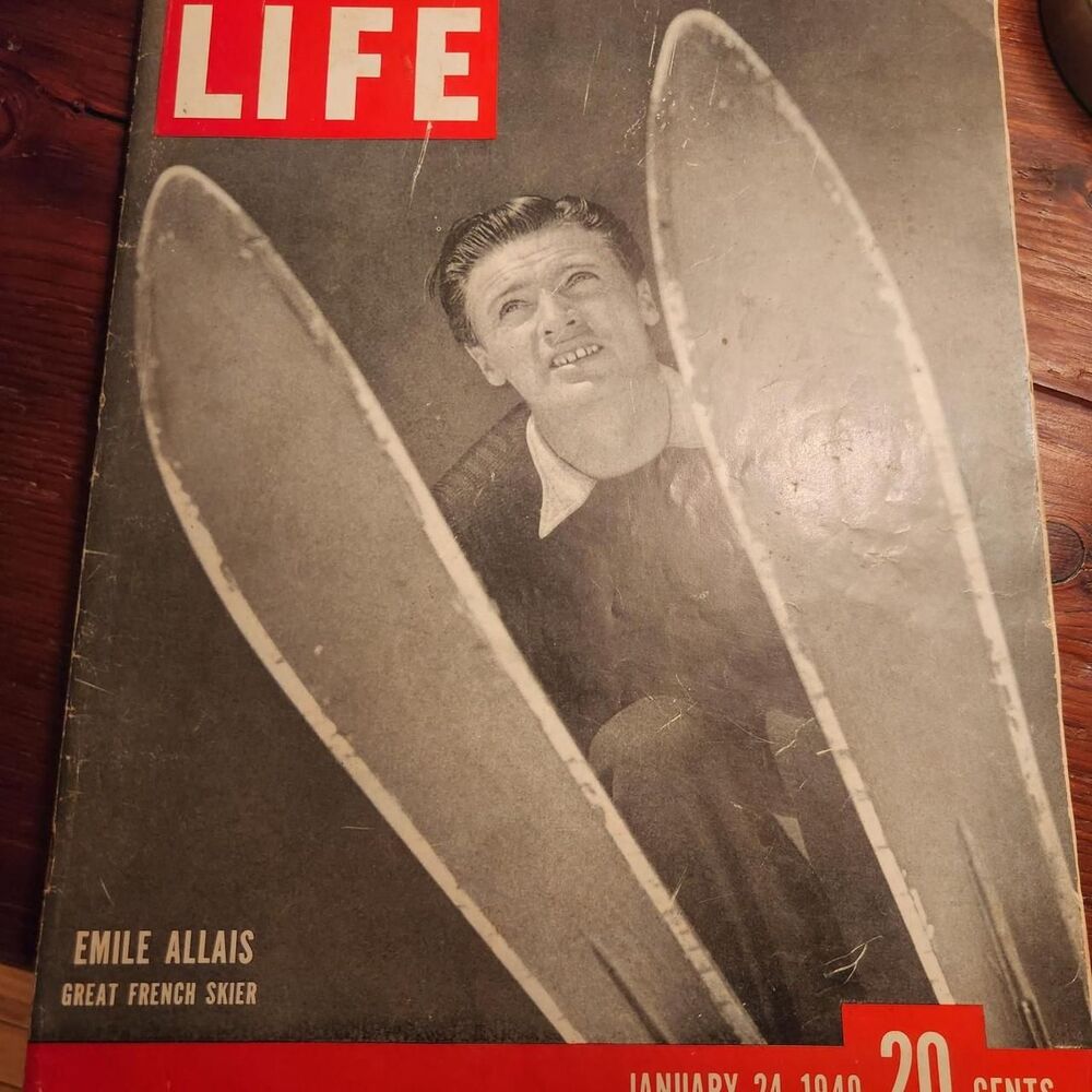 Unbranded Magazines